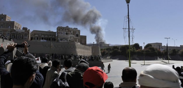 Yemen'de parti genel merkezine saldırı