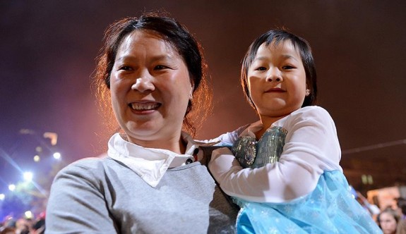 Çin'de 'iki çocuk politikası' doğum oranını artırdı