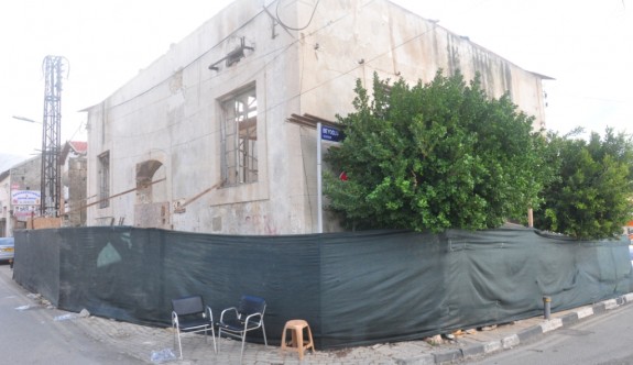 Girne'deki eski trafo binası sanat galerisine dönüştürülüyor