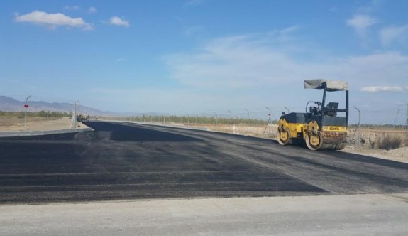 Ercan -Akıncılar köy yolu 5 Mayıs’ta hizmete girecek