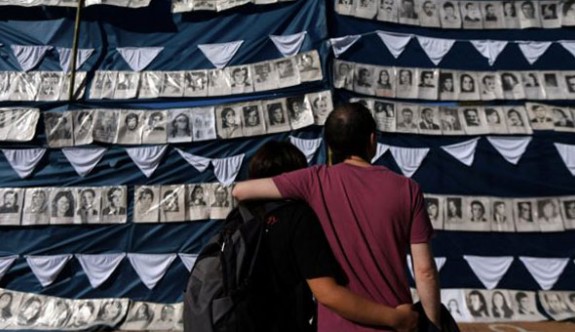 Arjantin'de 'Cumartesi Anneleri' 40'ıncı yılına girdi