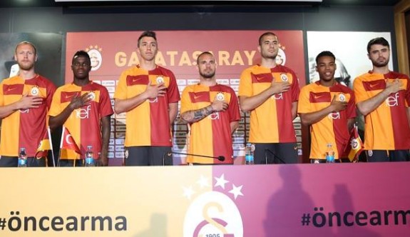 Galatasaray'ın yeni forması tanıtıldı