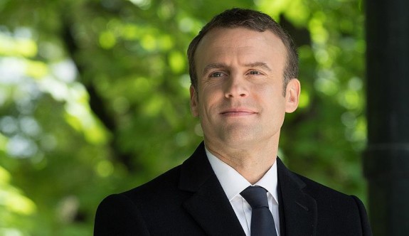 Macron, Philippe'in kurduğu hükümeti onayladı