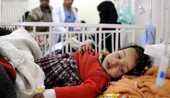 Yemen'deki kolera salgını can almaya devam ediyor