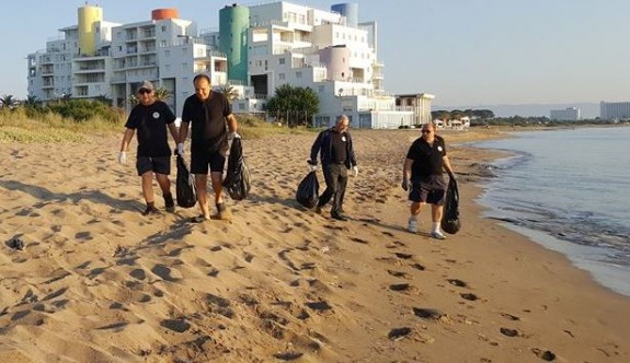 Her Daim Dostlar, Mağusa sahillerini temizliyor