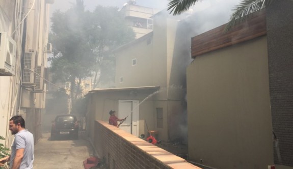 Californian Restaurant’ın dış kısmı yangından etkilendi