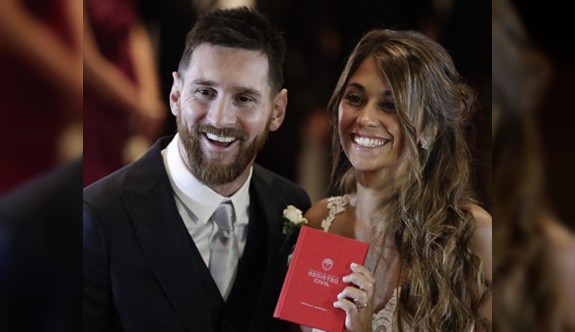 Lionel Messi evlendi