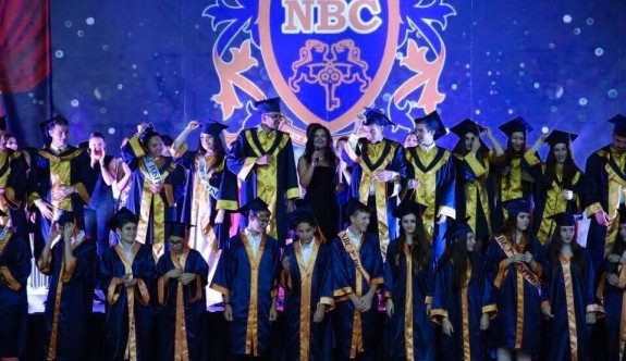 Necat British College 5. dönem mezunları diplomalarını aldı