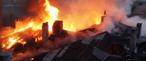 Çin’de bina yangını: 11 ölü