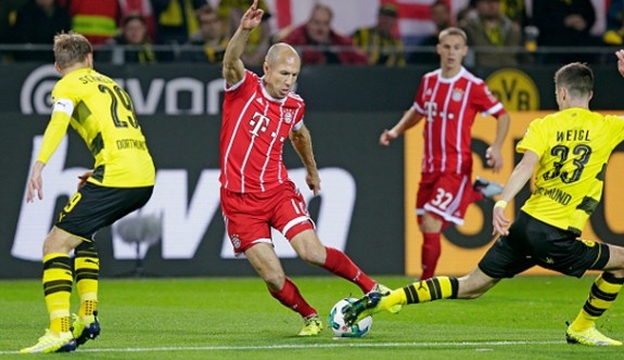 Bayern Münih, Dortmund'a acımadı