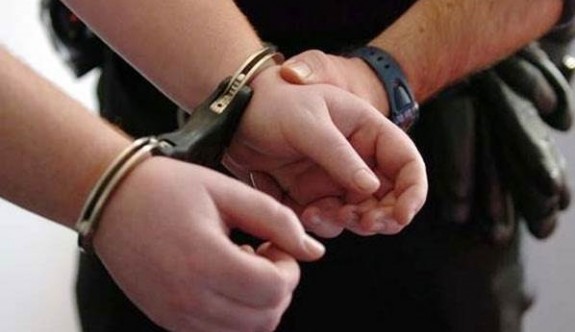Uyuşturucu madde tasarrufundan 3 kişi tutuklandı