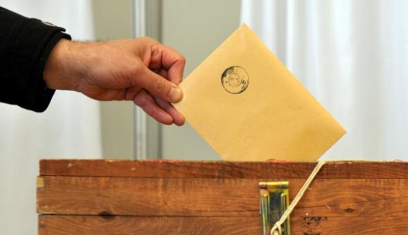 “Yurt dışında oy kullanmak için konsolosluklara sandık kurulmalı”