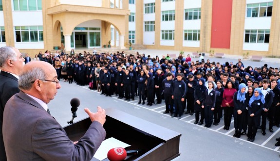 Eğitim Bakanı Özyiğit'ten İlahiyat Koleji'ne ziyaret