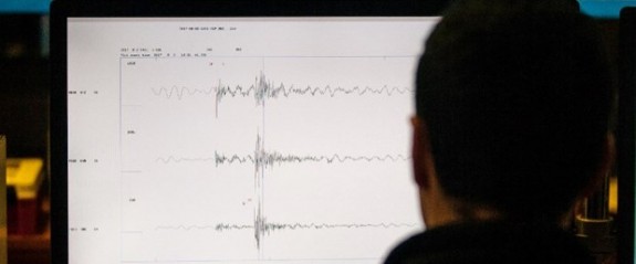 Papua Yeni Gine'de 6,9 büyüklüğünde deprem