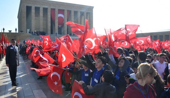 Türkiye'de 23 Nisan coşkusu