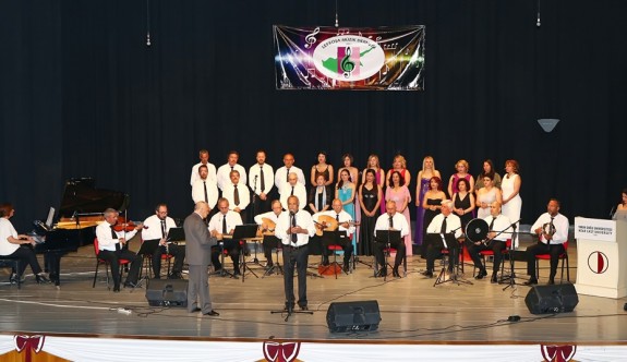 Lefkoşa Müzik Derneği Türk Müziği Korosu 15 Mayıs'ta konser vercek