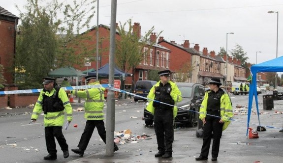 Manchester’da silahlı saldırı: 10 yaralı