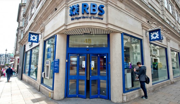 İngiltere'nin önde gelen bankası 54 şubesini kapatacak