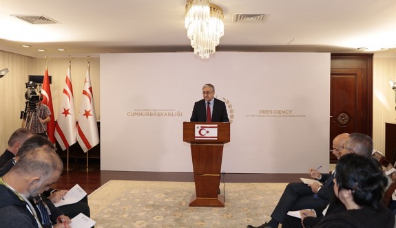 "Kıbrıs Türkler üniter bir devlette azınlık hakları ile yetinmeyi kabul etmeyecek"