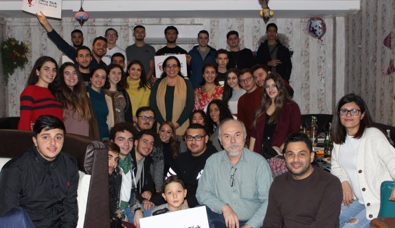 Kıbrıslı Türk Gençler, Cardıff'te buluştu