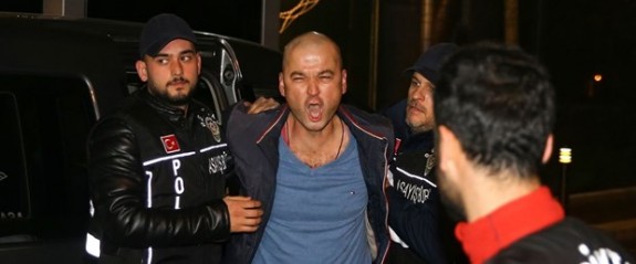 Papağana işkence videosu yayımlayan Murat Özdemir gözaltına alındı