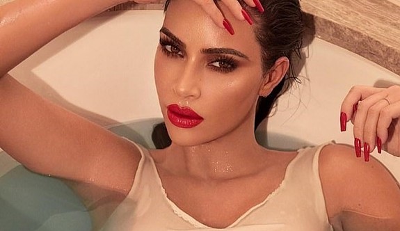 Kim Kardashian kendi rujunu tanıttı