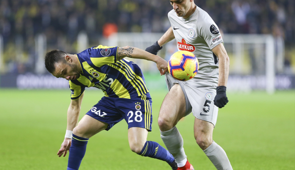 Nefes kesen maçta Fenerbahçe sevindi
