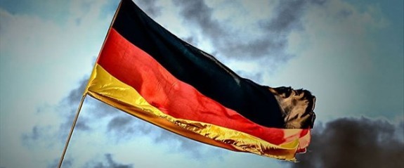 Alman istihbaratından aşırı sağ uyarısı