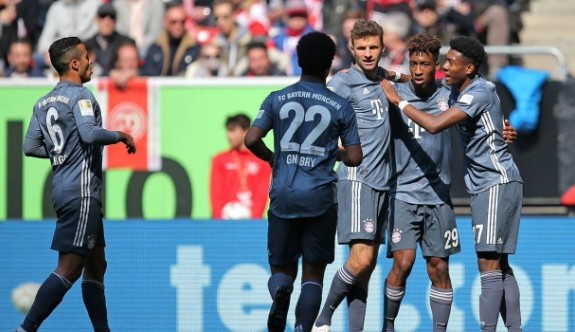 Bayern Münih liderliğini sürdürdü