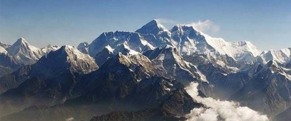 Everest'in yüksekliği yeniden ölçülecek