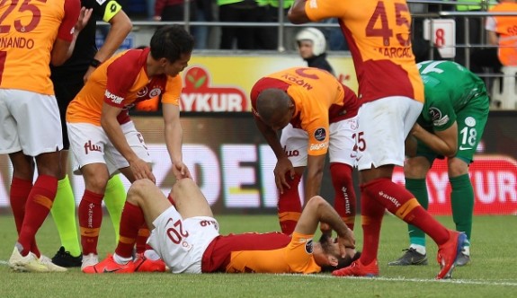 Galatasaray’da Emre Akbaba şoku