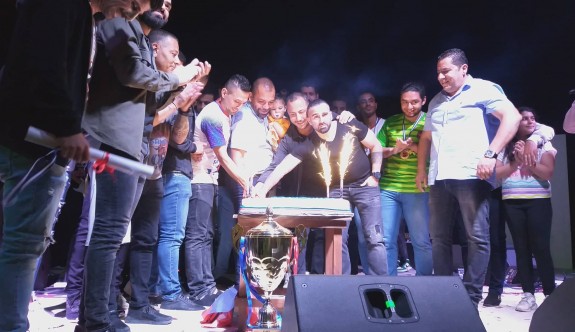 Göçmenköy şampiyonluğunu kutladı