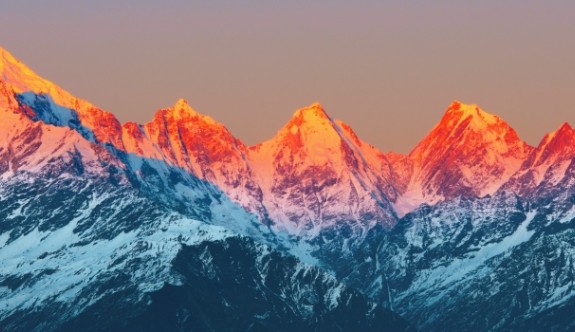 Himalayalar'daki buzul kayıpları ikiye katlandı