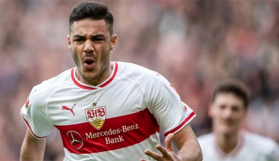 Ozan Kabak Bundesliga'da 'Yılın Çaylağı' seçildi