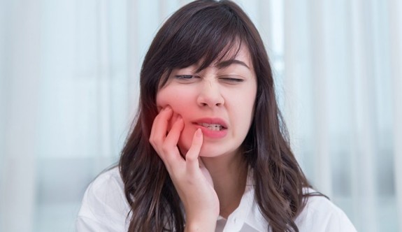 Diş sağlığı hakkında doğru bilinen yanlışlar