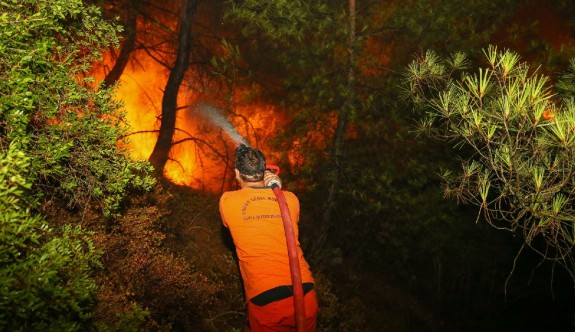 İzmir’deki orman yangını 47 saattir devam ediyor