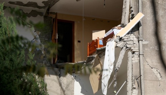 Arnavutluk'taki depremde ölü sayısı 26'ye çıktı