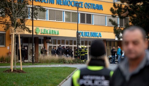 Çekya'da hastaneye silahlı saldırı