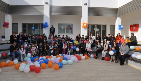 Değirmenlik Belediyesi'nden Özle Türkel Sosyal Aktivite Merkezi'nde yeni yıl etkinliği