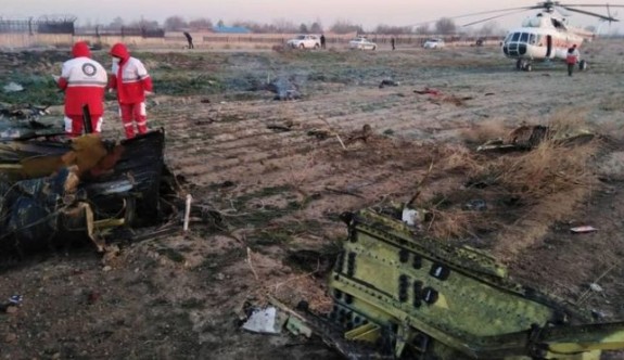 Tahran-Kiev seferini yapan yolcu uçağı düştü