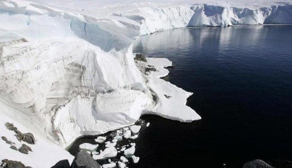 Antarktika’da hava sıcaklığı rekor kırdı!