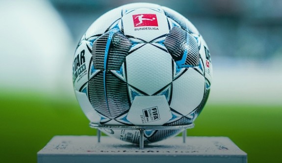Almanya'da futbol ligleri için '30 Nisan' tavsiyesi