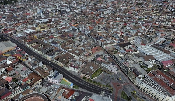 Ekvador'da salgının merkezinde 1424 ceset toplandı