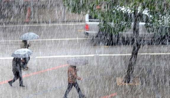 Meteoroloji'den şiddetli sağanak yağış uyarısı
