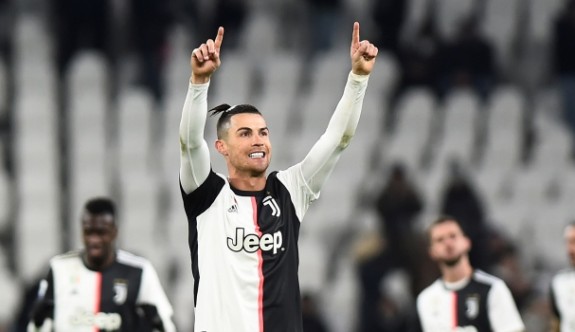 Ronaldo yıllık kazancıyla tarihe geçti