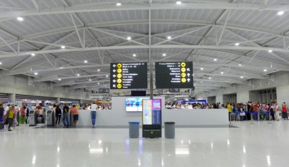 9 Haziran'da havalimanlarının açılması planlanıyor