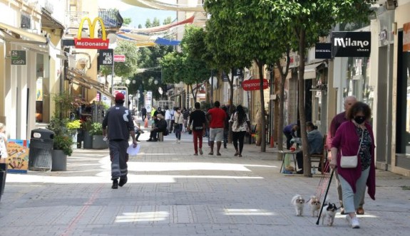 Avrupa Komisyonu'ndan Güney Kıbrıs ekonomisi için durgunluk uyarısı