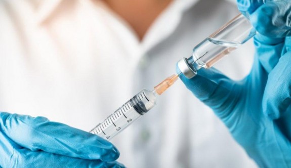 Oxford’dan corona aşısıyla ilgili kritik açıklama