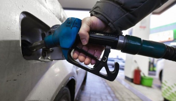 Petrol fiyatlarının ardından enflasyon da eksiye düştü