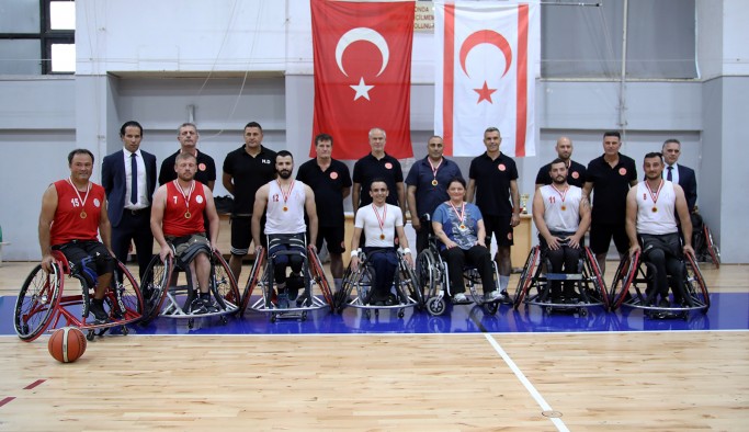 Milletvekilleri, Tekerlekli Sandalye Basketbol Takımı ile empati maçında buluştu